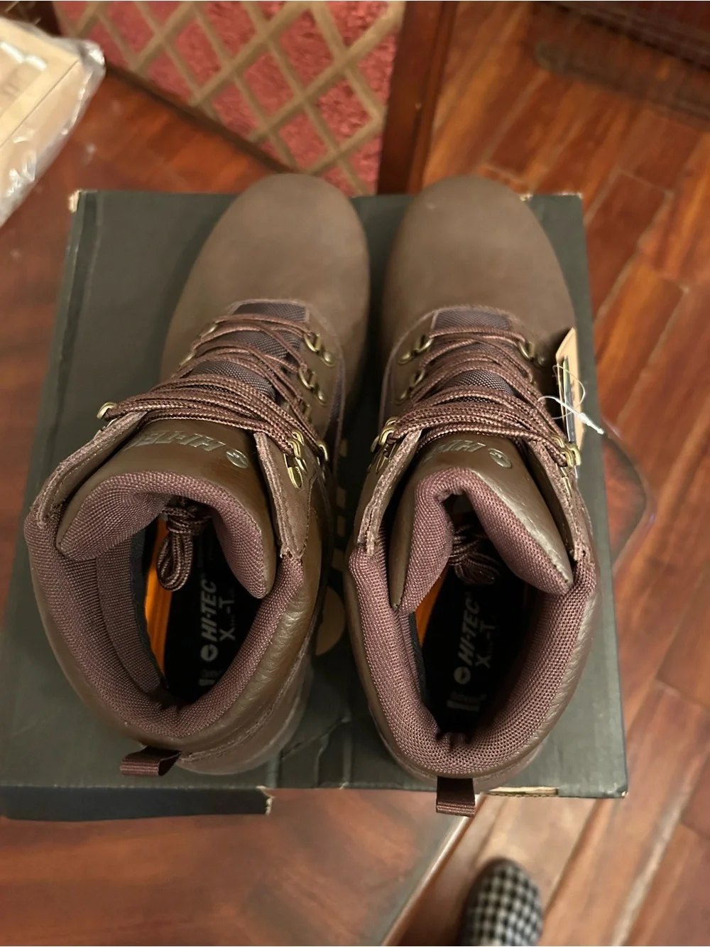 Hi-Tec Brown Men's Steel Toe Work Boots with Lace-Up Ankle Support